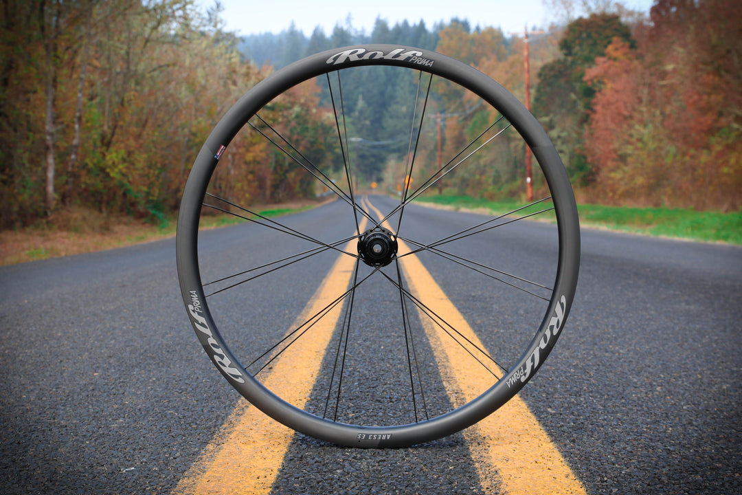 Ares4 ES - carbon clincher, mid depth, hand-built in US