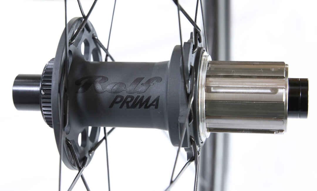 Vigor Alpha Stealth - performance alloy, deep clincher rim, hand-built US – Rolf  Prima